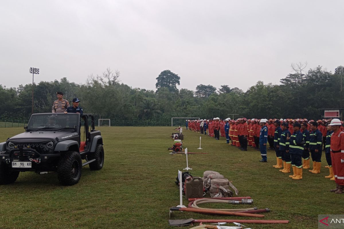 Environment Minister Leads Forest and Land Fire Control Roll Call in Riau