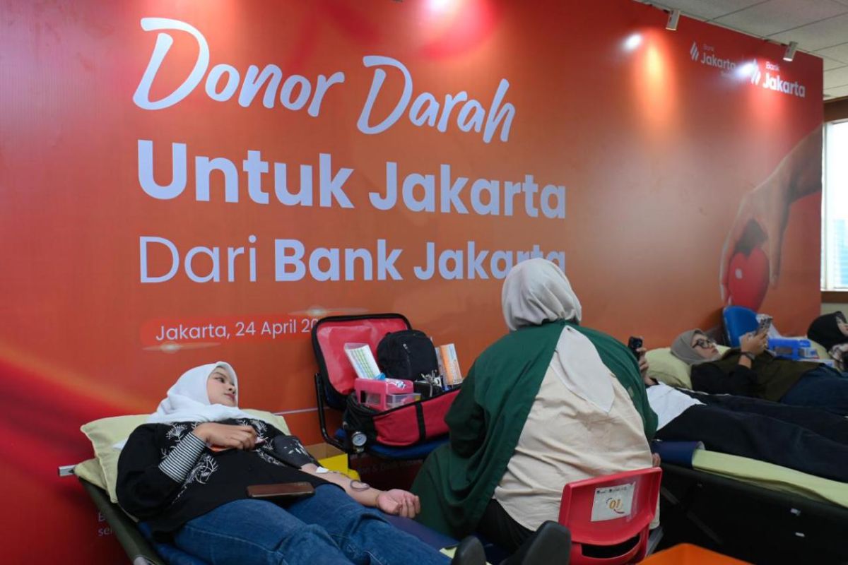 65th Anniversary: Bank Jakarta Holds Blood Donation Event