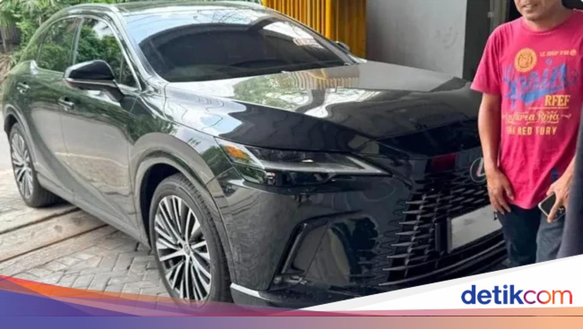 Surabaya Resident Reports Police After Debt Collectors Seize Paid-Off Rp 1.3 Billion Lexus