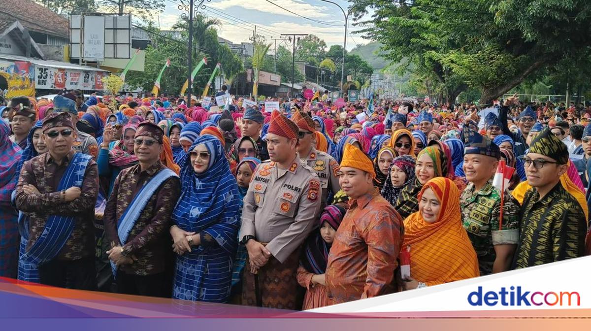 Rimpu Parade 2026 Attracts 86,000 Participants, Bima Pushed to Become a Creative City