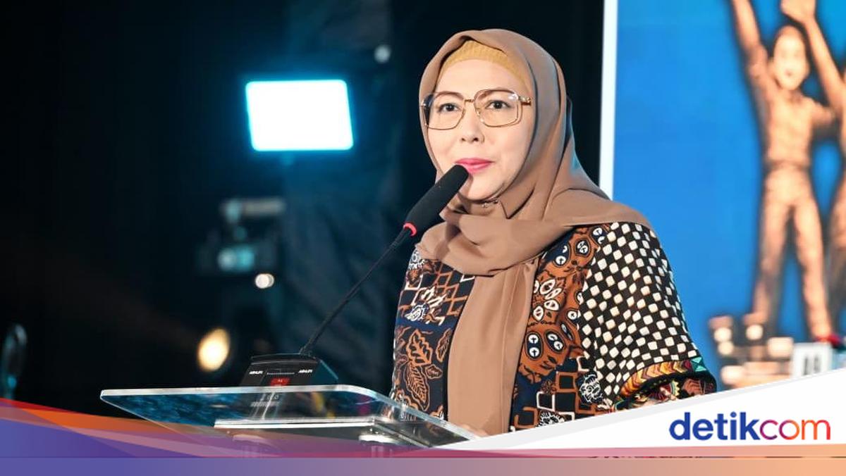 MPR Member Himmatul Aliyah Urges Youth to Become the Frontline Guardians of Pancasila