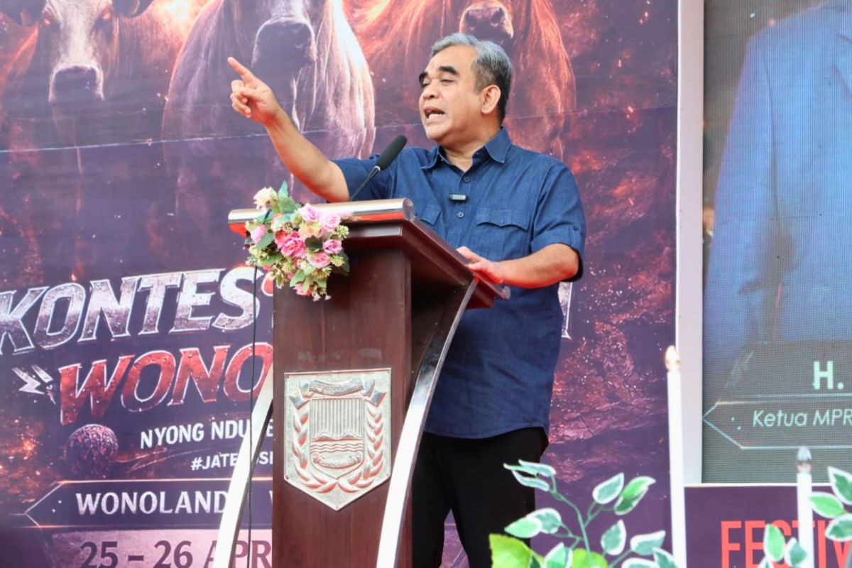 MPR Chairman Opens APPSI Cattle Contest in Wonosobo
