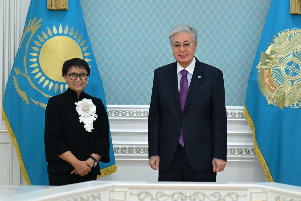 Meeting Kazakhstan's President, Retno Marsudi Discusses Global Water Issues