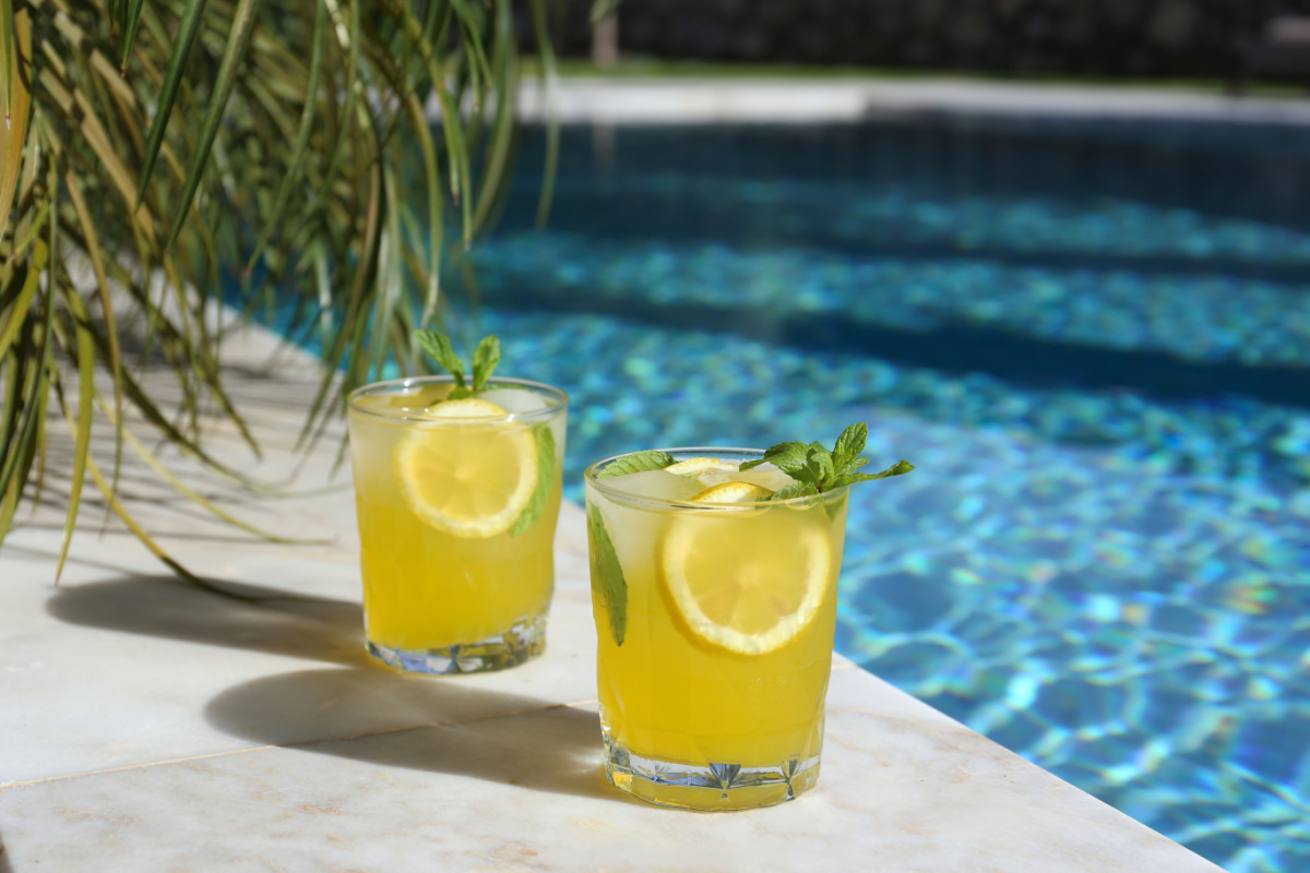 Awareness Group Issues Warnings to Tourists Drinking Alcohol in Bali