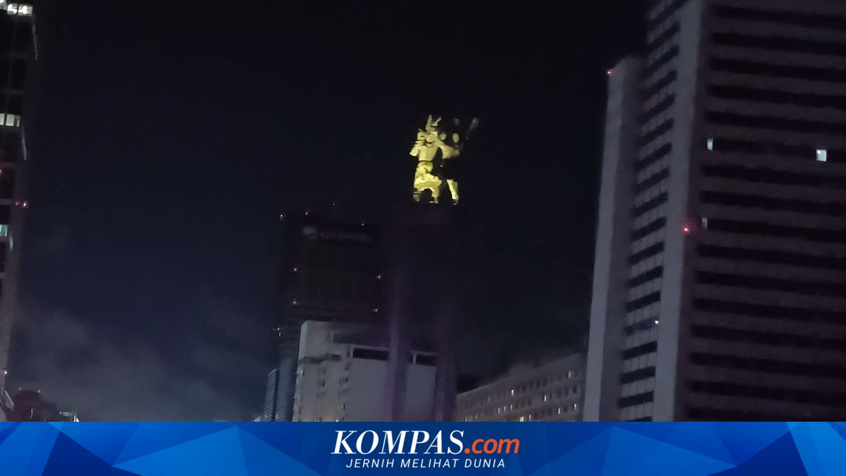 Jakarta Falls Silent in Darkness as Lights Are Switched Off Simultaneously to Commemorate Earth Day