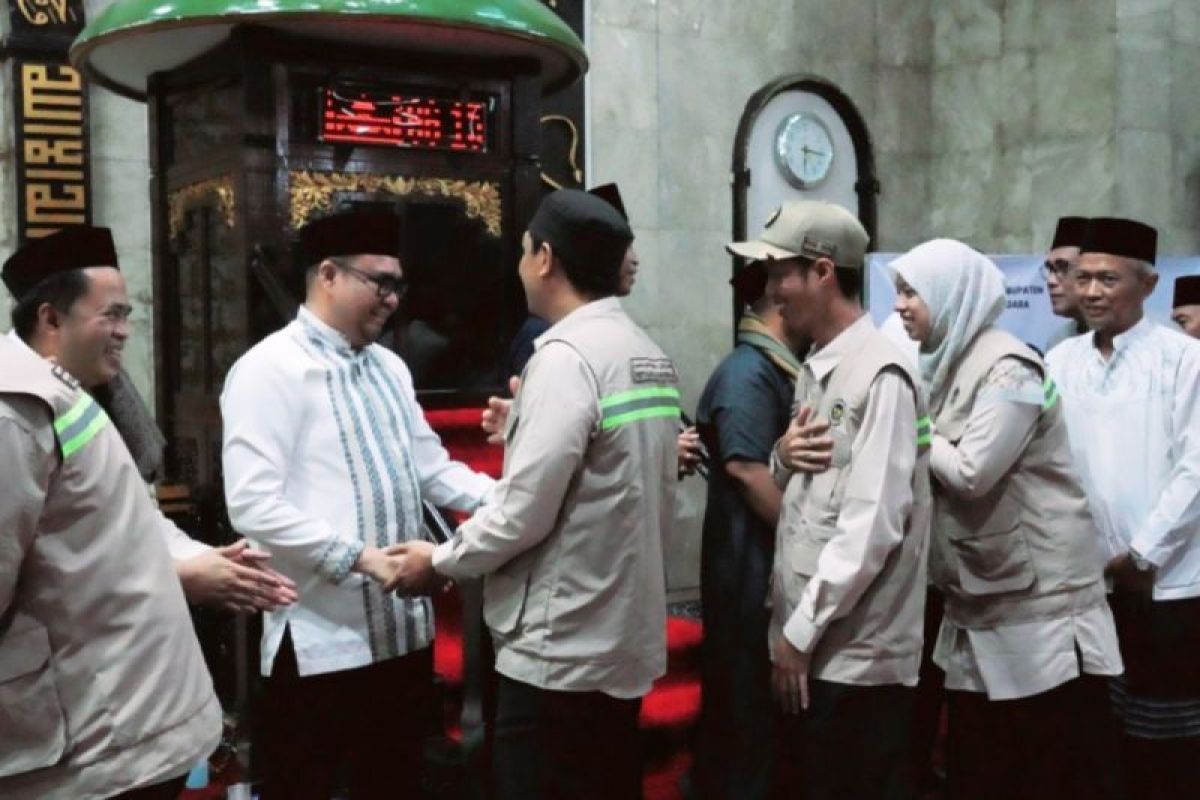 Kukar Regency Facilitates Transportation and Provisions for 268 Hajj Pilgrims