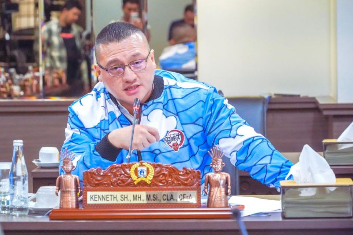 Legislator: Crackdown on Plecostomus Sellers to Protect Citizens