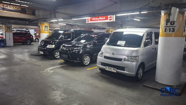 Used Daihatsu Gran Max Vehicles Flood the Market, Highly Sought After for MBG Operations