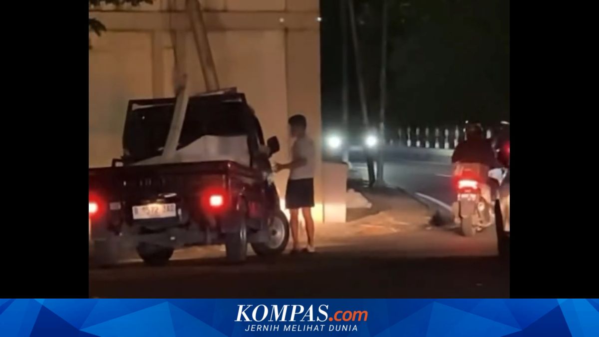 Extortion on Pickup Truck Driver at Thamrin City, Perpetrator Forces Vehicle to Stop, Causing Traffic Jam