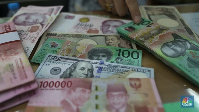 Yen to Ringgit Party, Rupiah Weakens Alone