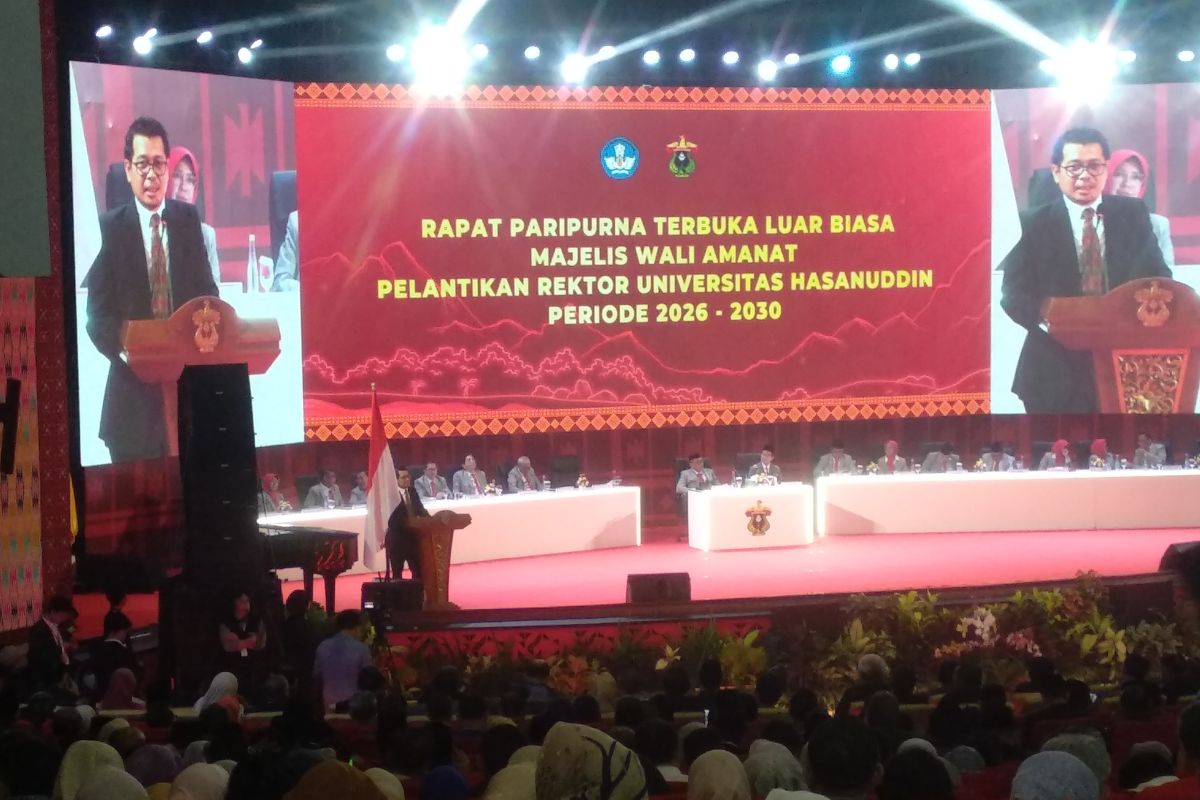 Kemdiktisaintek: Do Not Rush to Transform into PTNBH