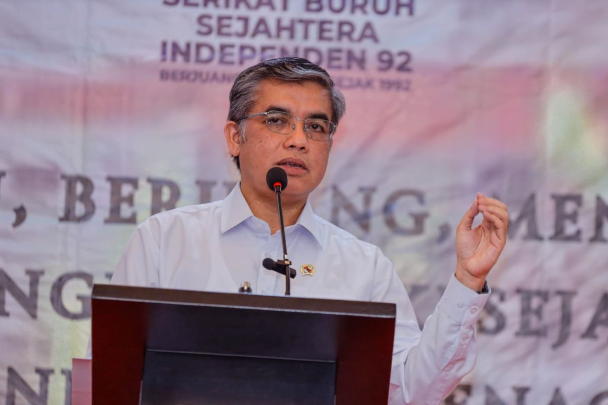 Labour Minister urges workers to be competitive in facing world of work transformation