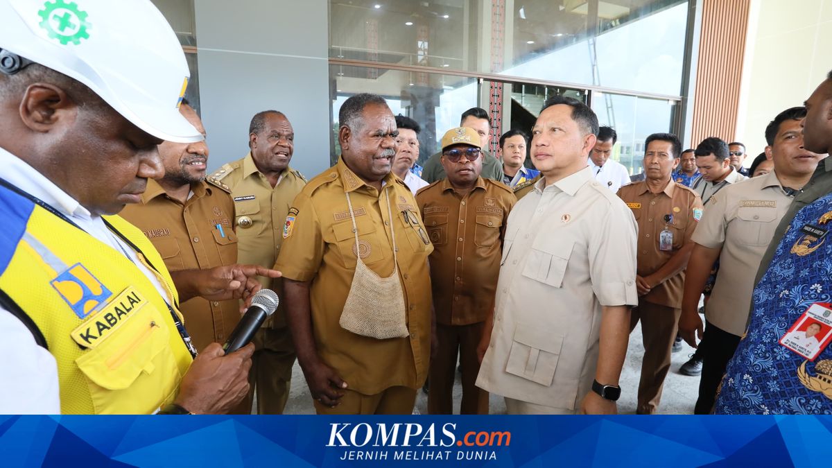 Starting Visit to Southwest Papua, Interior Minister Tito Inspects Central Government Area