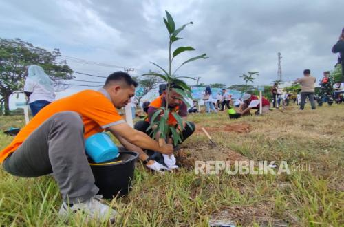 Rumah Zakat Plants 1,621 Trees in Aceh to Promote Disaster Mitigation