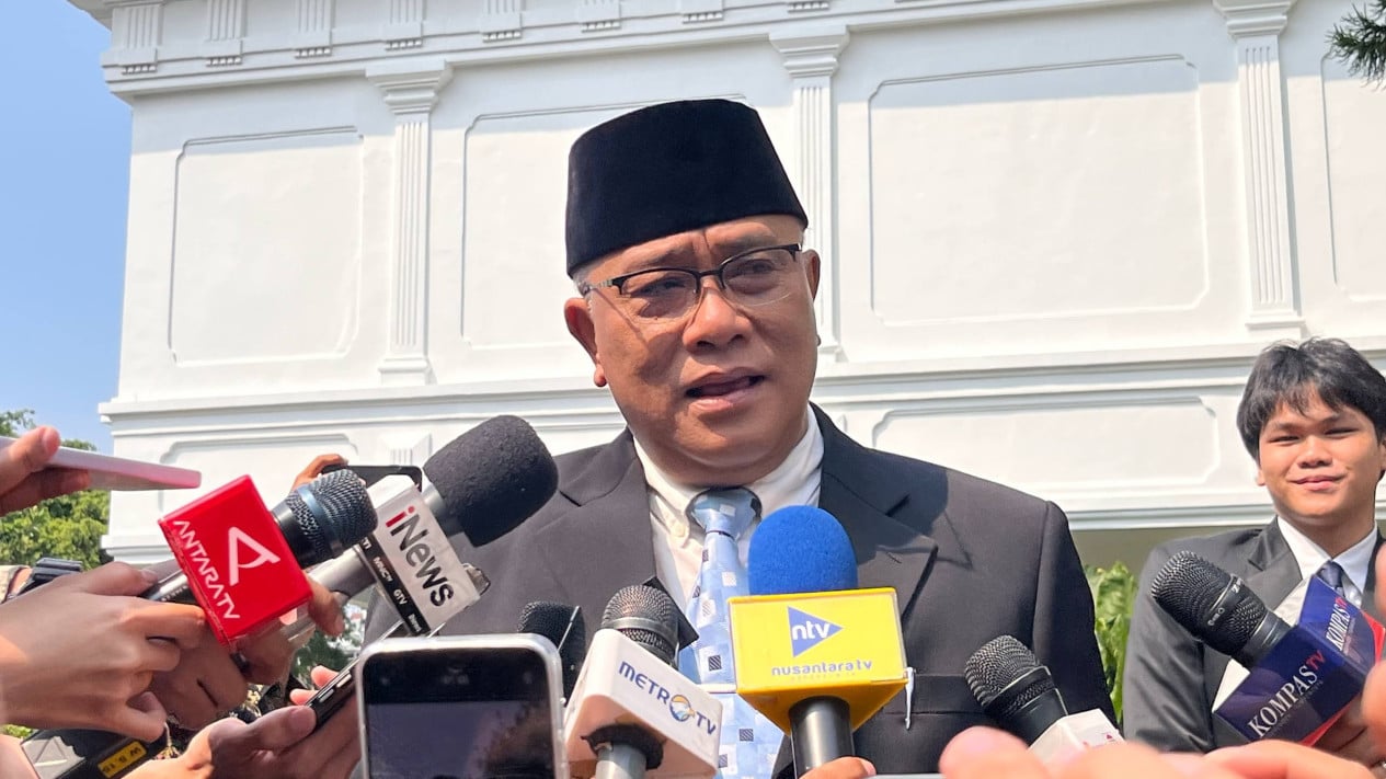 Jumhur Hidayat, Dudung Abdurrahman, and Hasan Nasbi Arrive at Palace Ahead of Cabinet Reshuffle