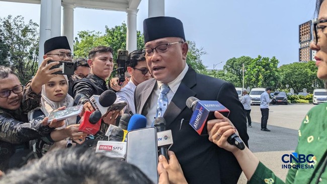 Approved! Labour Leader Jumhur Hidayat Becomes Environment Minister Replacing Hanif Faisol