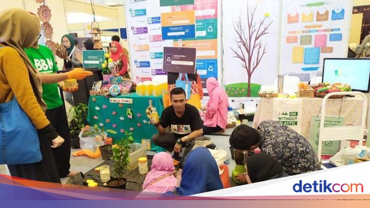 Nurlita's Story: Willing to End Career at UN Agency to Manage Waste