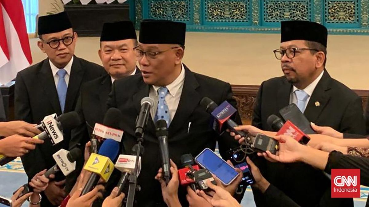 Jumhur Hidayat, Labour Movement Figure Now Environment Minister