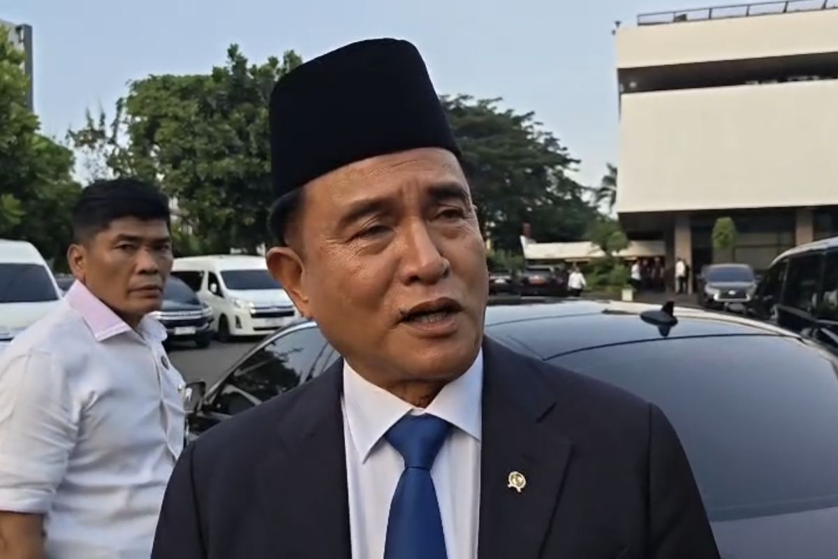 Coordinating Minister Yusril states government not involved in reporting of several activists