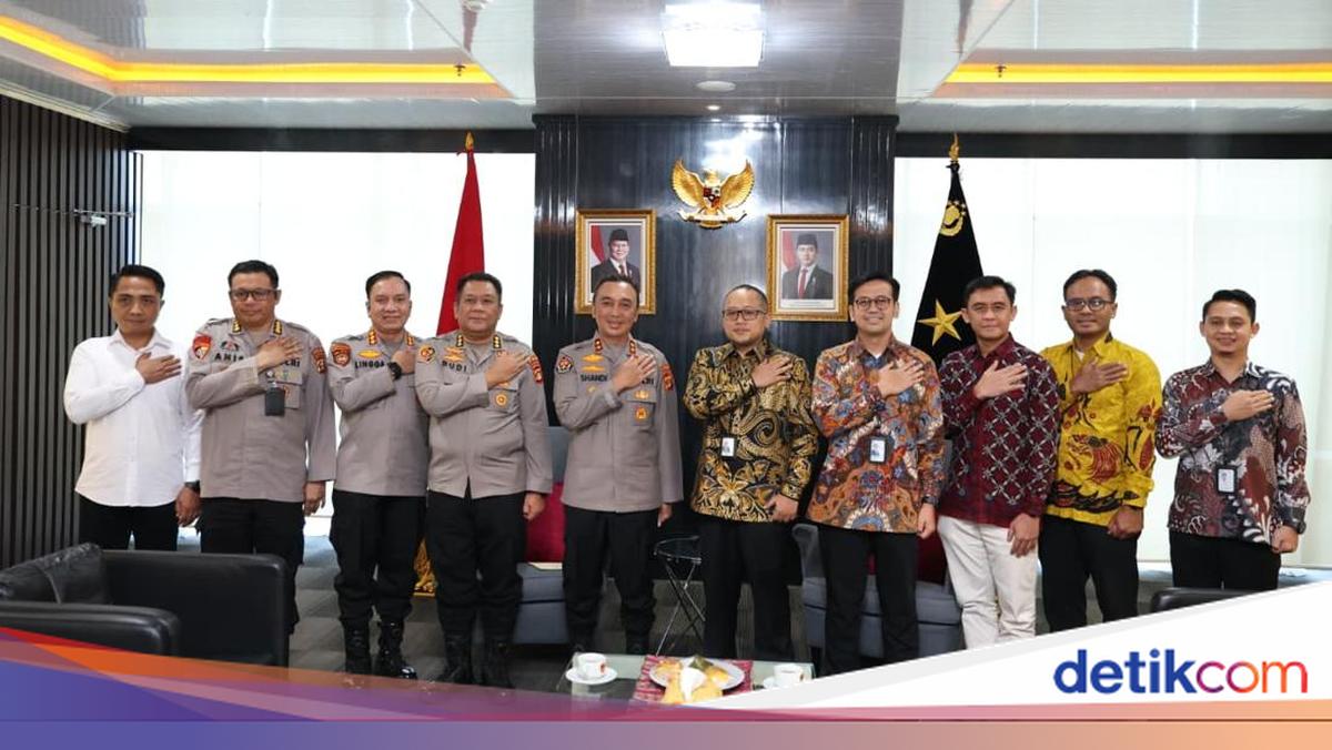 Supporting National Development, South Sumatra Police Chief Guarantees Security for PLN Infrastructure