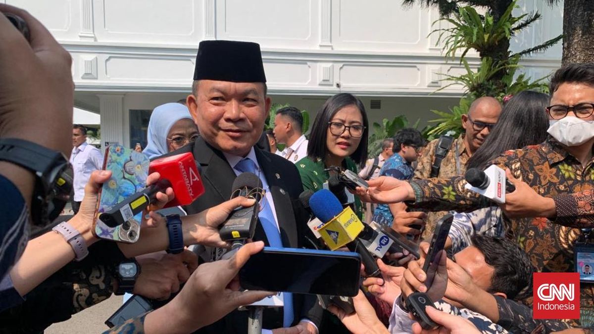After Being Sworn in as KSP Head, Dudung Still Holds Role as President's Special Advisor