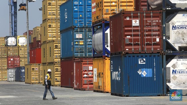 Business Owners Submit 127 Complaints to Government, 50% Related to Permits