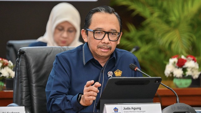 State Budget Shields Against Oil Price Surge to Protect Indonesian Households