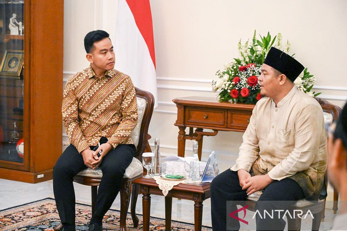 Gibran supports digitalisation and AI-based learning in pesantren