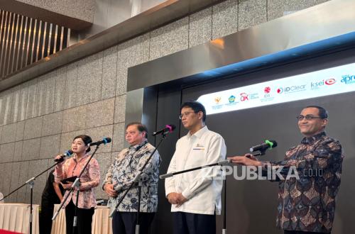 OJK Launches PINTAR, Encouraging Young People to Invest Regularly