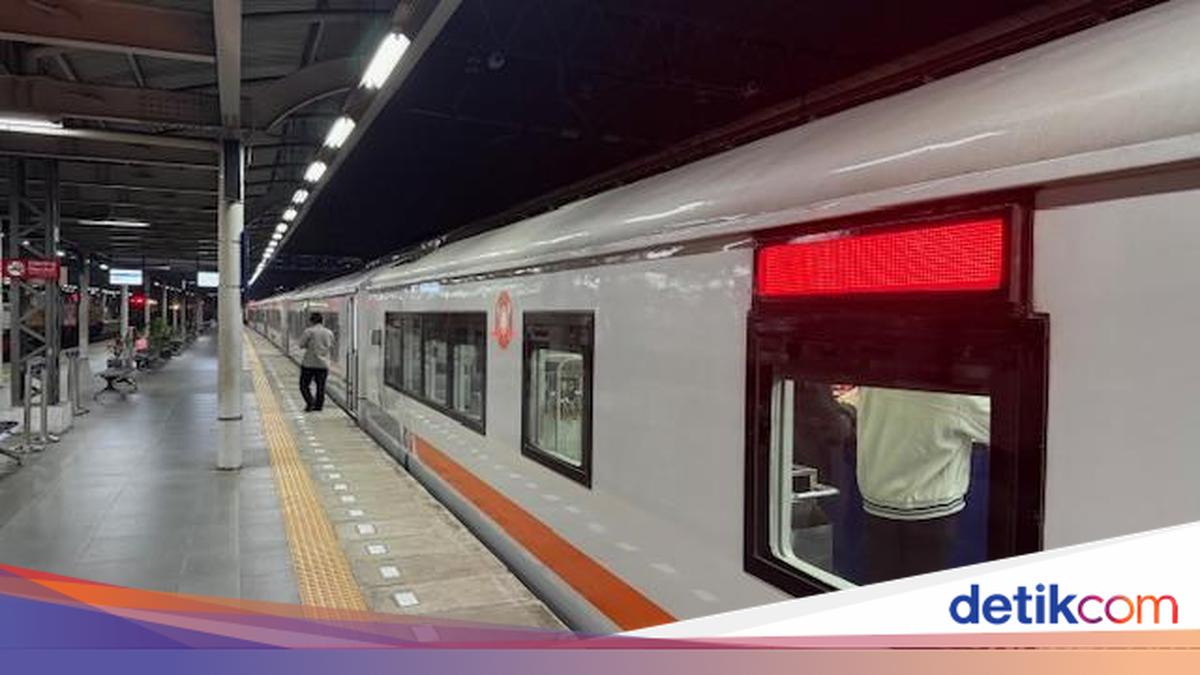 Stranded in Jatinegara, Purwojaya Train Offers Ticket Refund Option to Passengers
