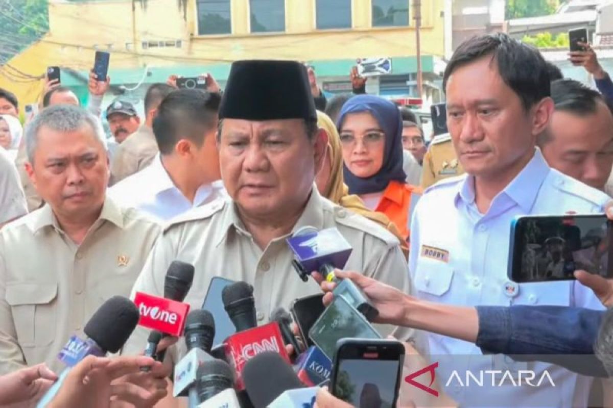 Prabowo approves flyover construction in Bekasi to prevent train collisions