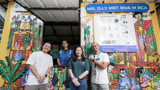 MR.DIY Launches Waste Station in the Heart of Jakarta's Public Transportation