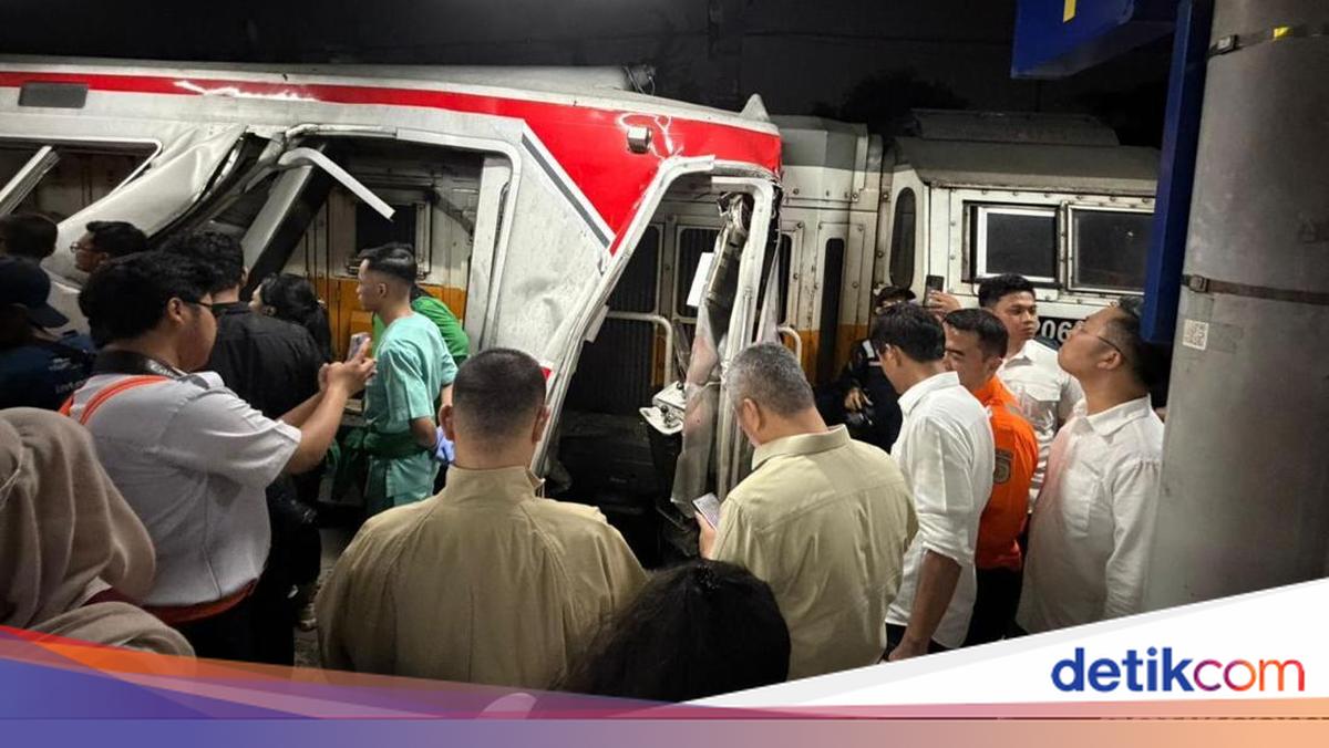Basarnas Reveals Reason for Not Immediately Pulling Locomotive After KRL Collision in Bekasi