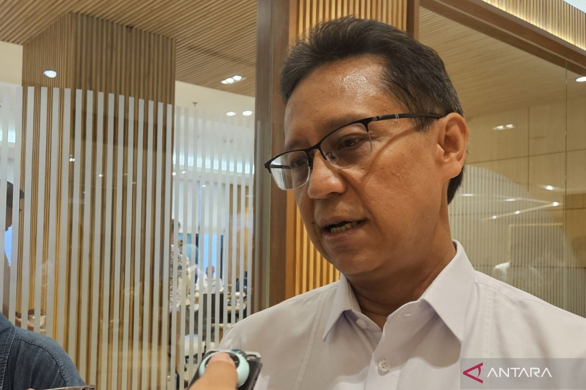 Health Minister prepares referral hospitals to treat victims of Bekasi train collision