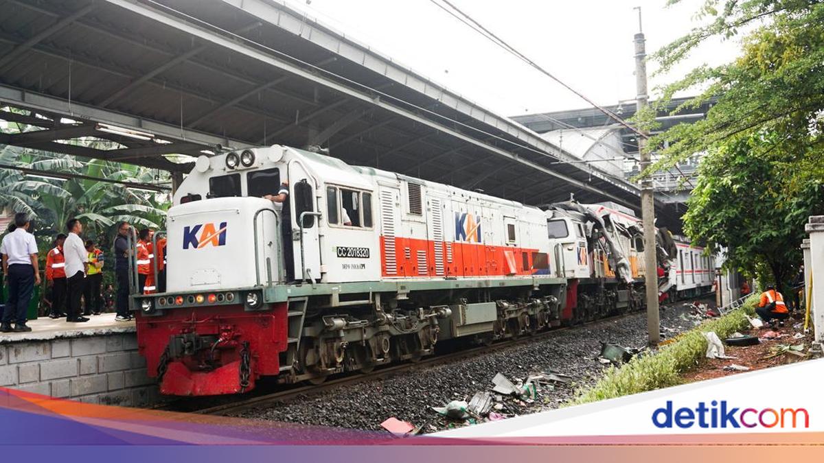 25 Long-Distance Train Journeys Disrupted Due to Train Accident in Bekasi