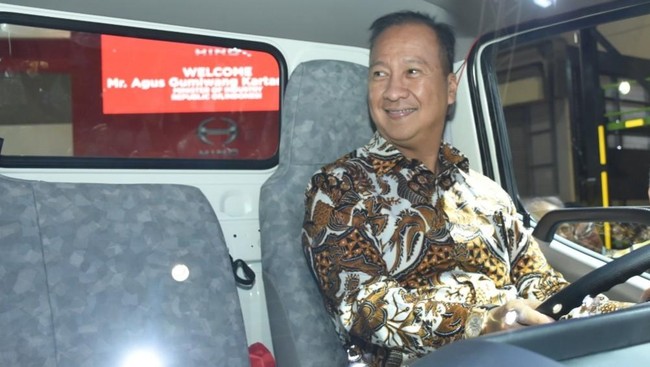 Not Just Electric Motorcycles: Industry Minister Signals Subsidies for All EVs!