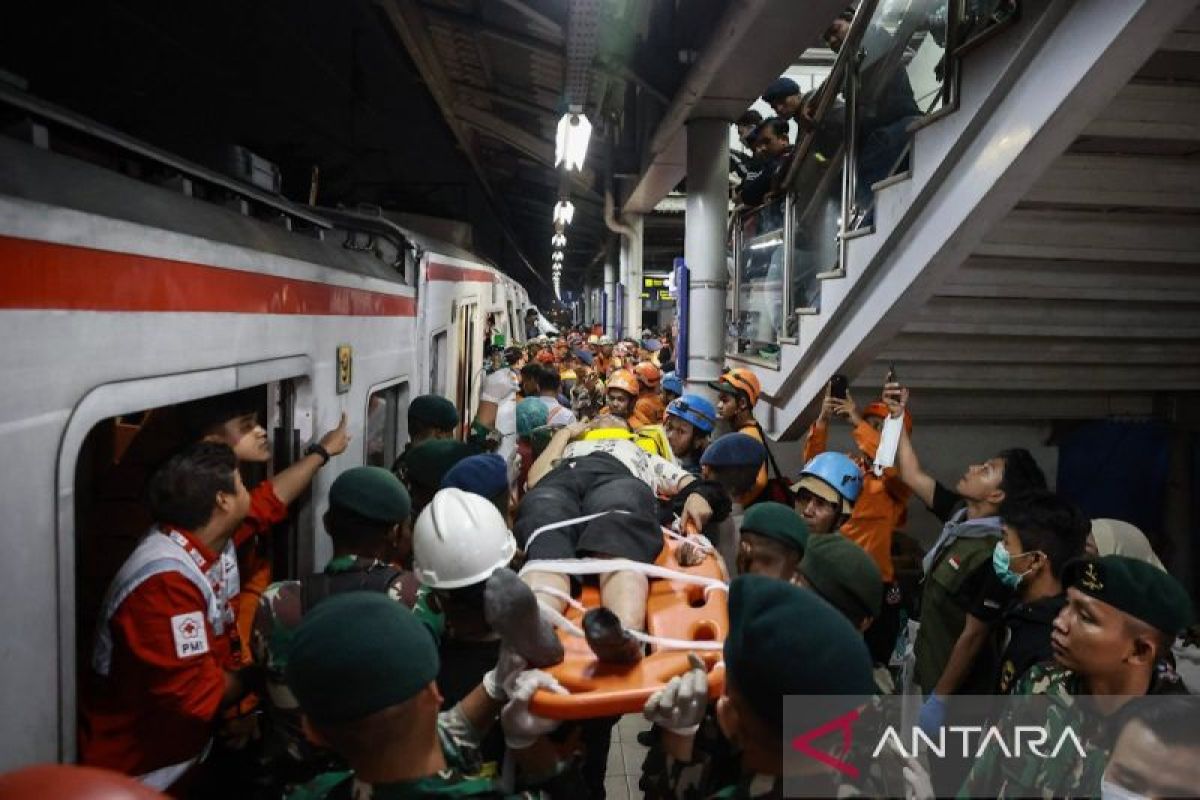 Cabinet Secretary: Ministry of Transportation to Evaluate Green SM Taxi Following Train Collision