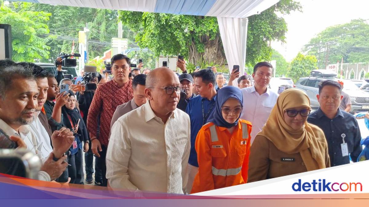 Rosan Reveals 88 Victims of Bekasi Train Collision Hospitalised, 28 Already Discharged