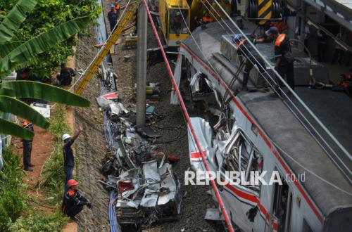 YLKI Expresses Condolences Over Bekasi Train Accident, Urges Separation of KRL and Long-Distance Train Tracks