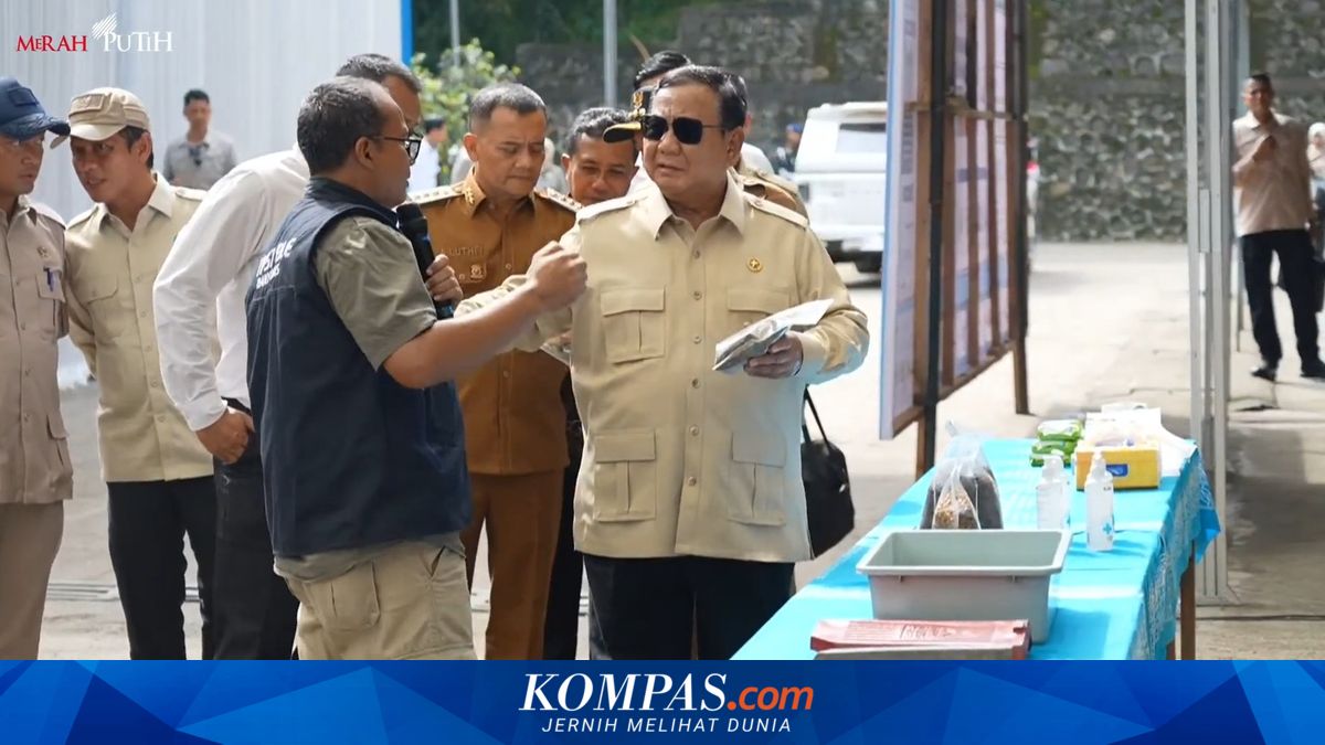 Prabowo Inspects TPST in Banyumas, Views Waste Processing into Recycled Roof Tiles
