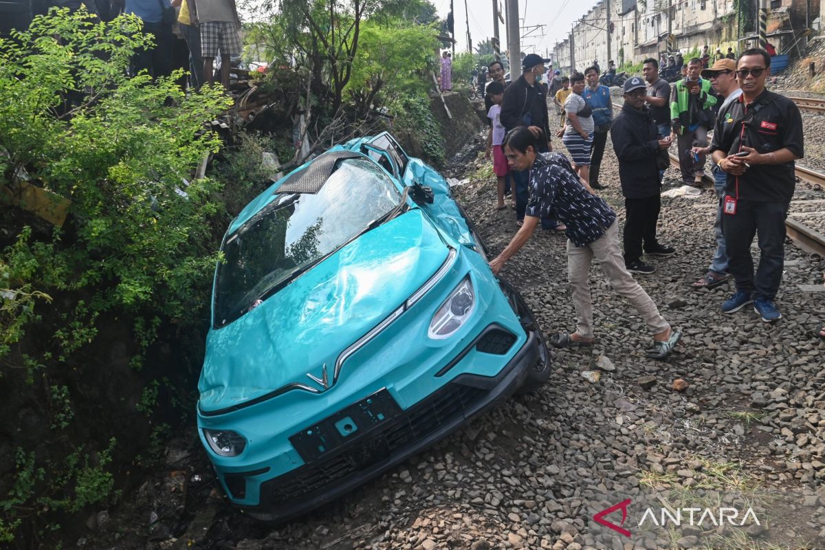 VinFast Still Conducting Investigation into Green SM Accident