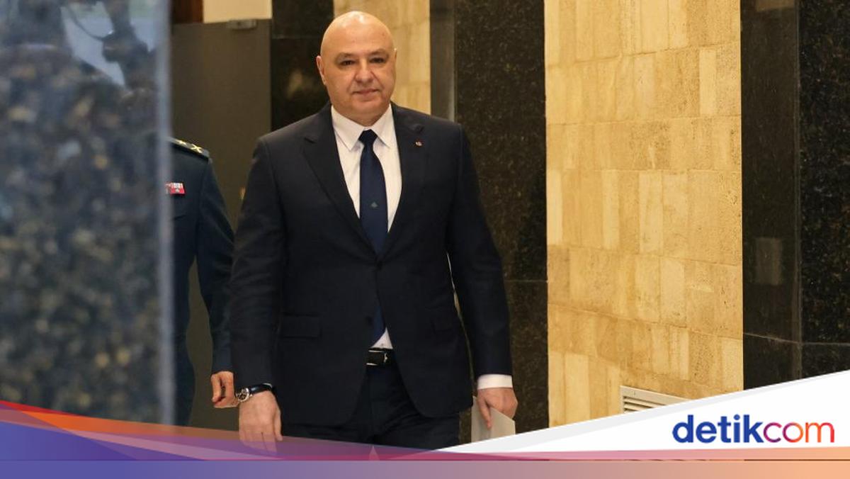 Lebanese President Warns Hezbollah Over Betrayal