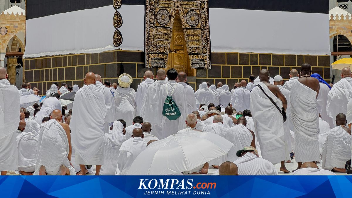 Two Indonesian Hajj Pilgrims Pass Away in Madinah, Ministry of Hajj Reminds to Maintain Health