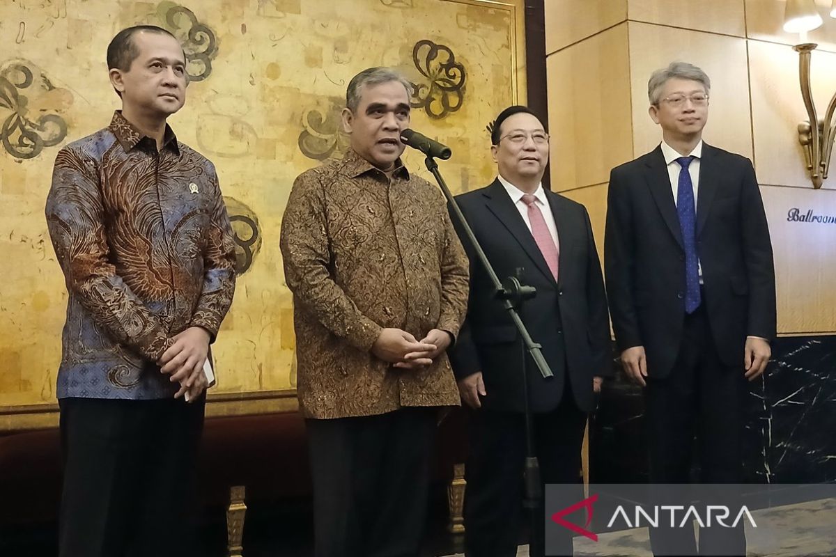 Indonesia and China Explore Agricultural and Educational Collaboration in Papua