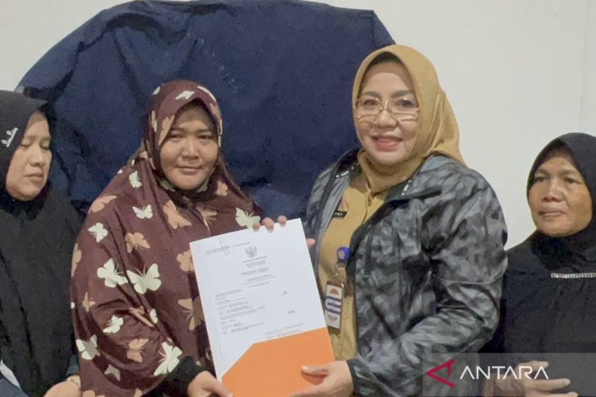 Central Jakarta TP PKK Quickly Processes Death Certificate for Train Crash Victim