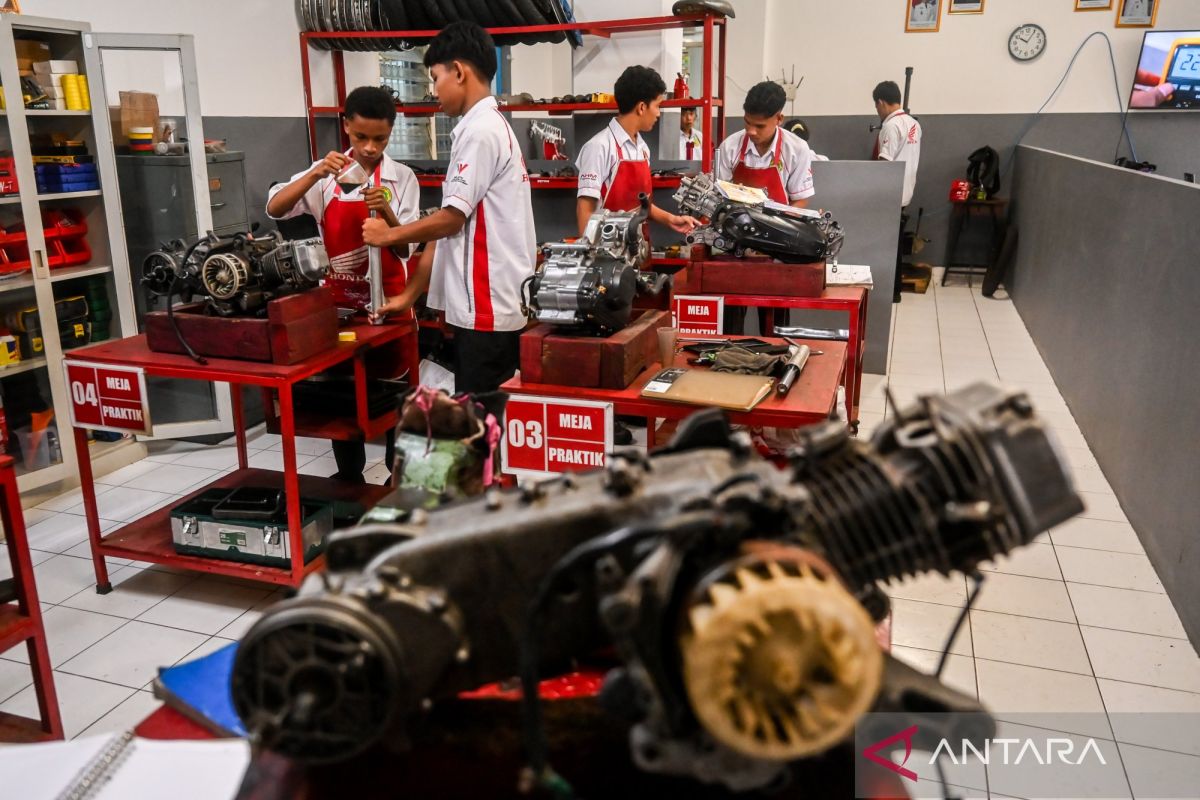 To Address Out-of-School Children Issue, DKI Education Budget Needs Increase