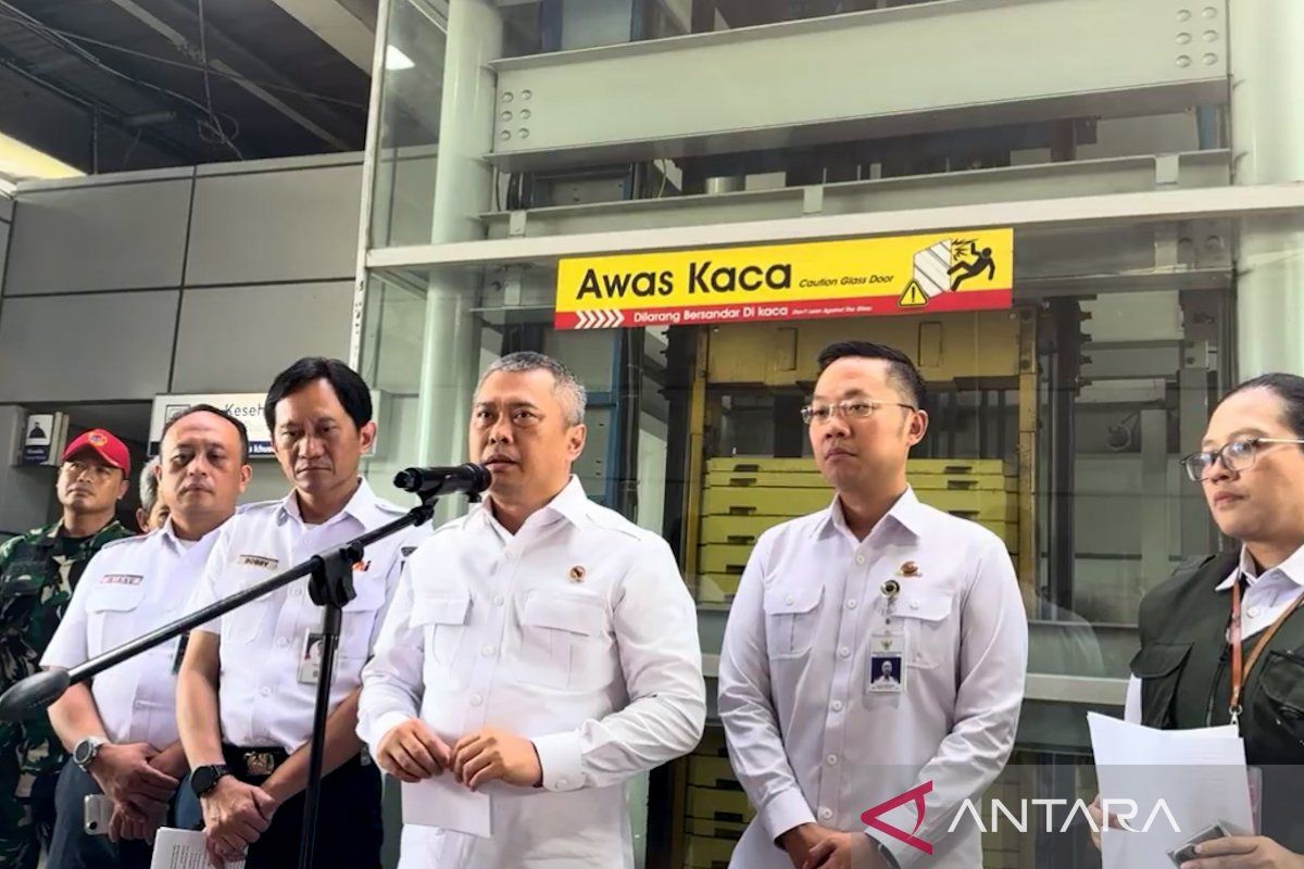 Transport Minister: Cikarang Line KRL Services Prepared for Full Operation This Afternoon