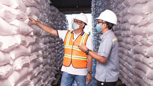 Raw Material and Plastic Prices Rise: How Pupuk Kaltim Survives