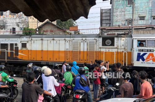 KRL Bekasi Timur-Cikarang Line Targeted to Operate Today