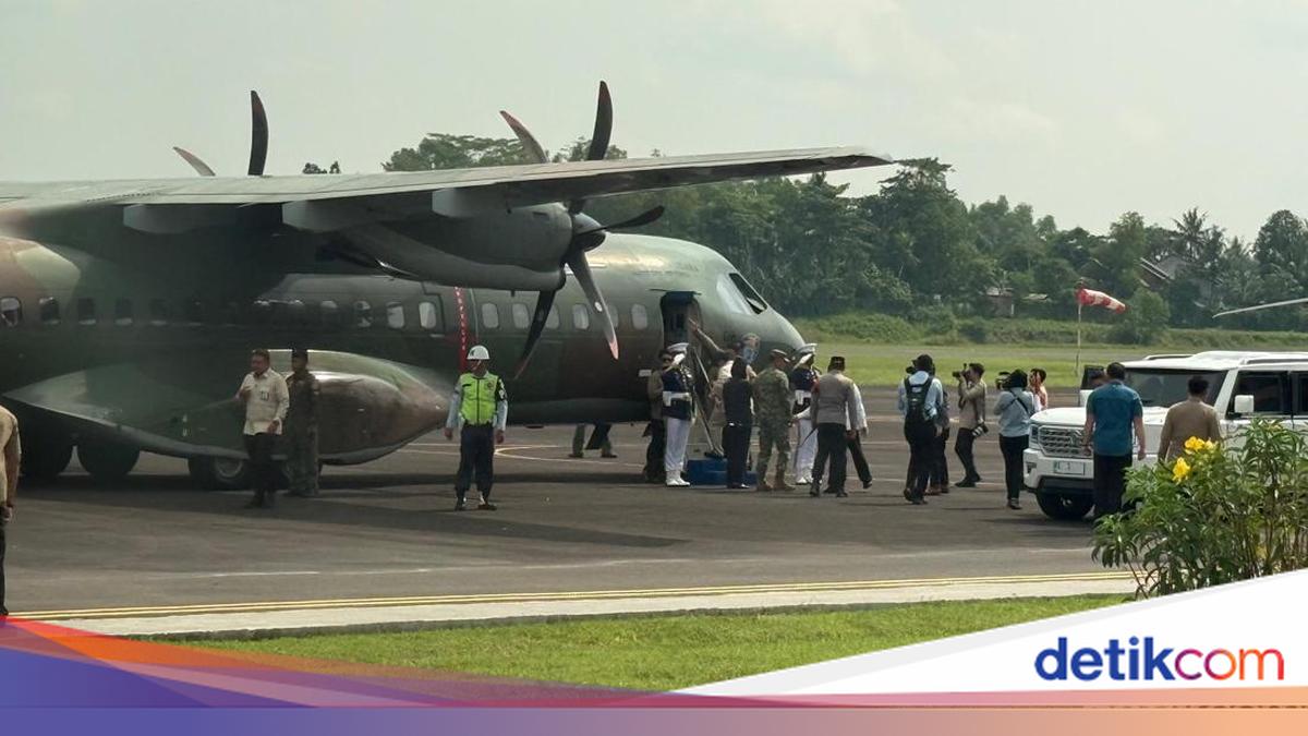 Prabowo Returns to Jakarta After Groundbreaking of 13 Downstream Projects in Cilacap
